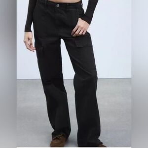 Women's Black Cargo Jeans Size 4 Zara